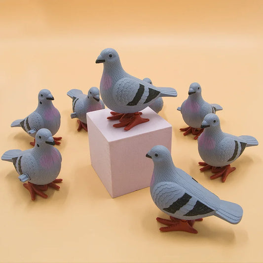 Mini Jumping Pigeon Clockwork Toy – Wind-Up Spring Bird Gift for Kids
