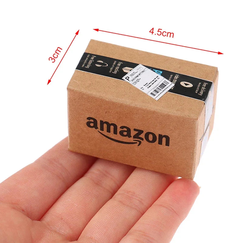 Mini Dollhouse Gift / Express Box – 1:12 Scale Tiny Decorative Accessory