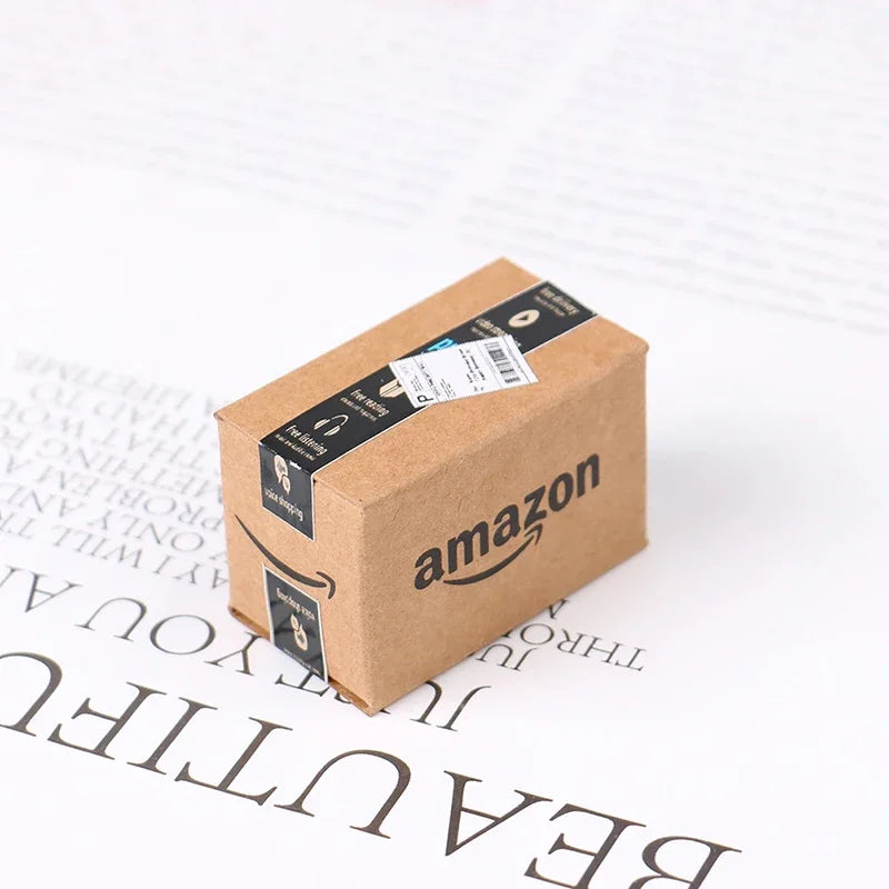 Mini Dollhouse Gift / Express Box – 1:12 Scale Tiny Decorative Accessory