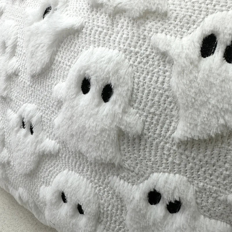 2pcs Ghost Throw Pillow Covers 45×45cm – Spooky Soft Faux Fur Décor