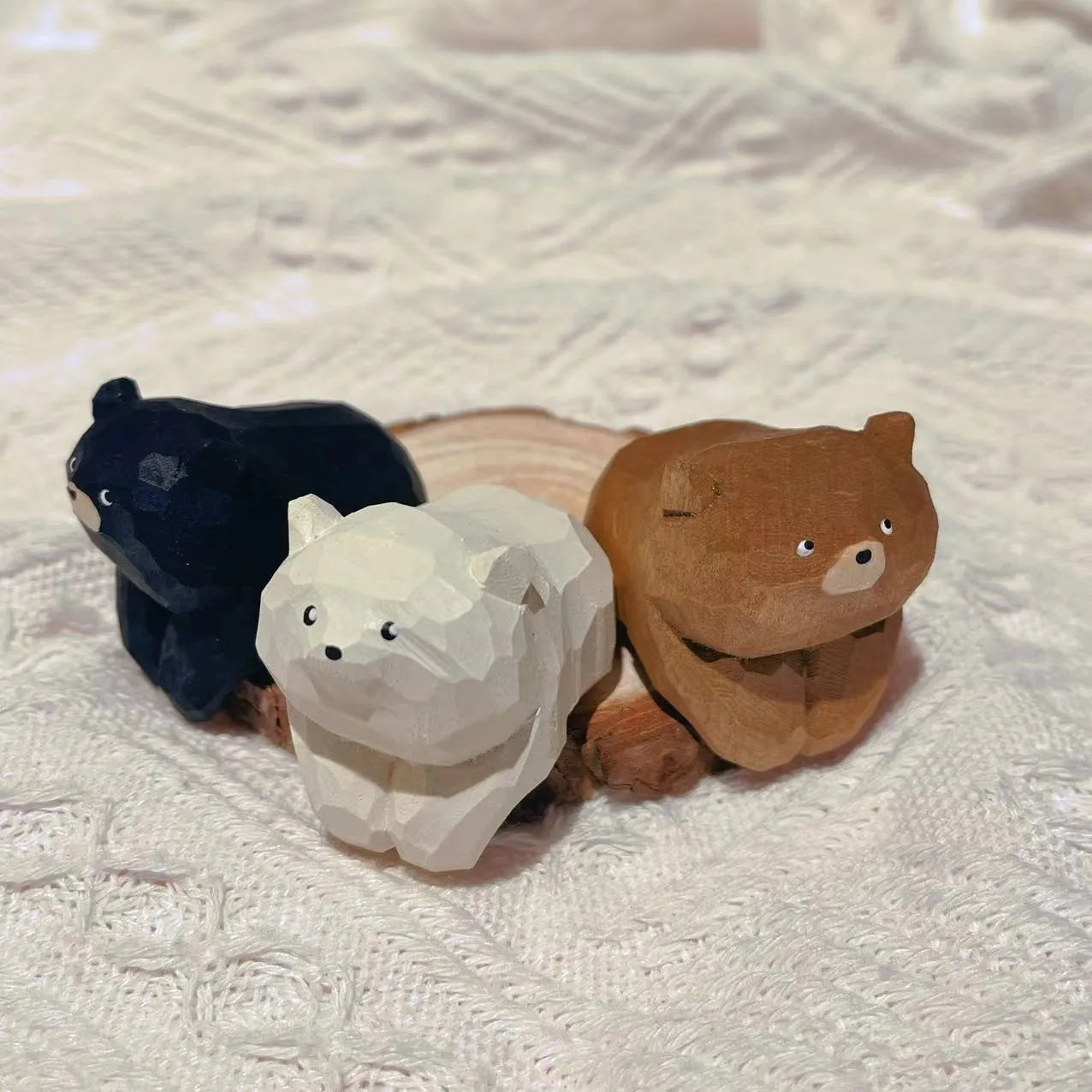 Hand-Carved Solid Wood Bear Desktop Ornament – Cute Home & Room Decoration